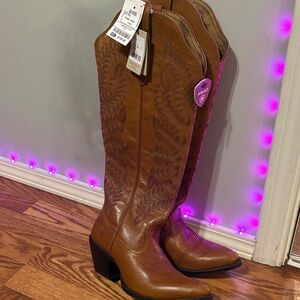 Ariat Chestnut Brown Embossed Tall Leather Western Boots